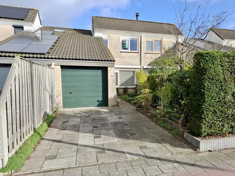 Roosje Vosstraat 15